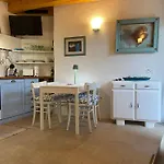 Casa Azzurra - Free Parking Apartment *