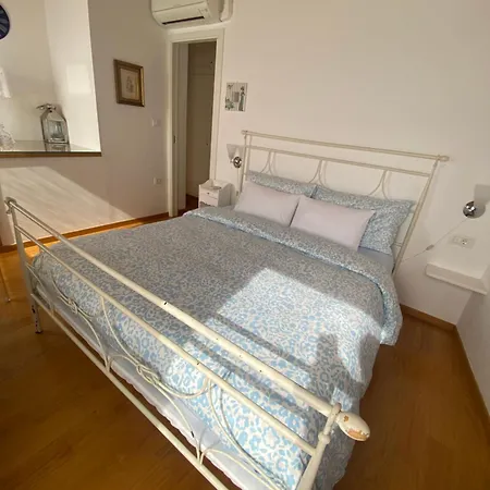 Casa Azzurra * 로비니